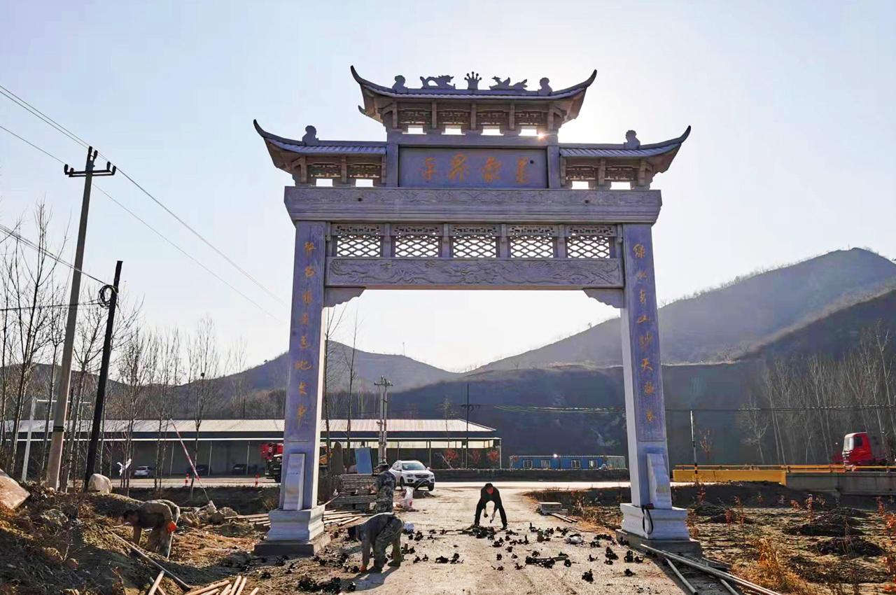 長城石雕農村牌坊圖片